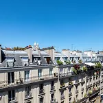 Charming Apartment Near Montmartre